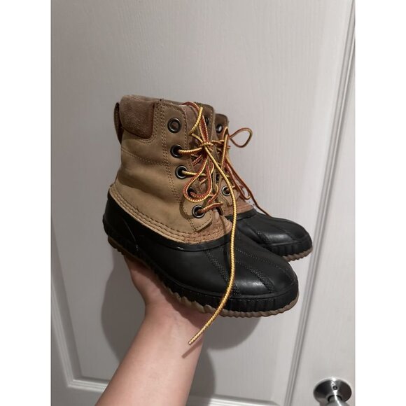 EUC Sorel youth cheyanne II lace chukka boot - Picture 3 of 9